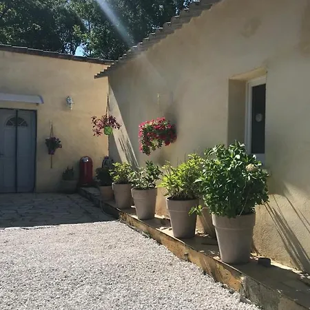 L'Escapade. Entre Aix Et Marseille, Studio Pleine Nature. Fuveau Exterior foto